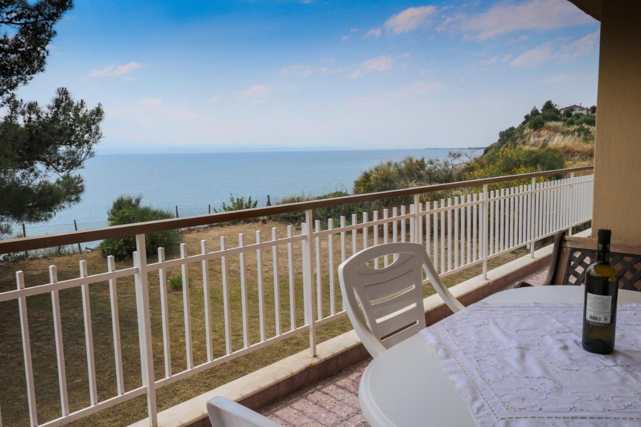 Sunshine House Offering Spectacular Views To Olymp A Apartment Неа Ираклия Екстериор снимка
