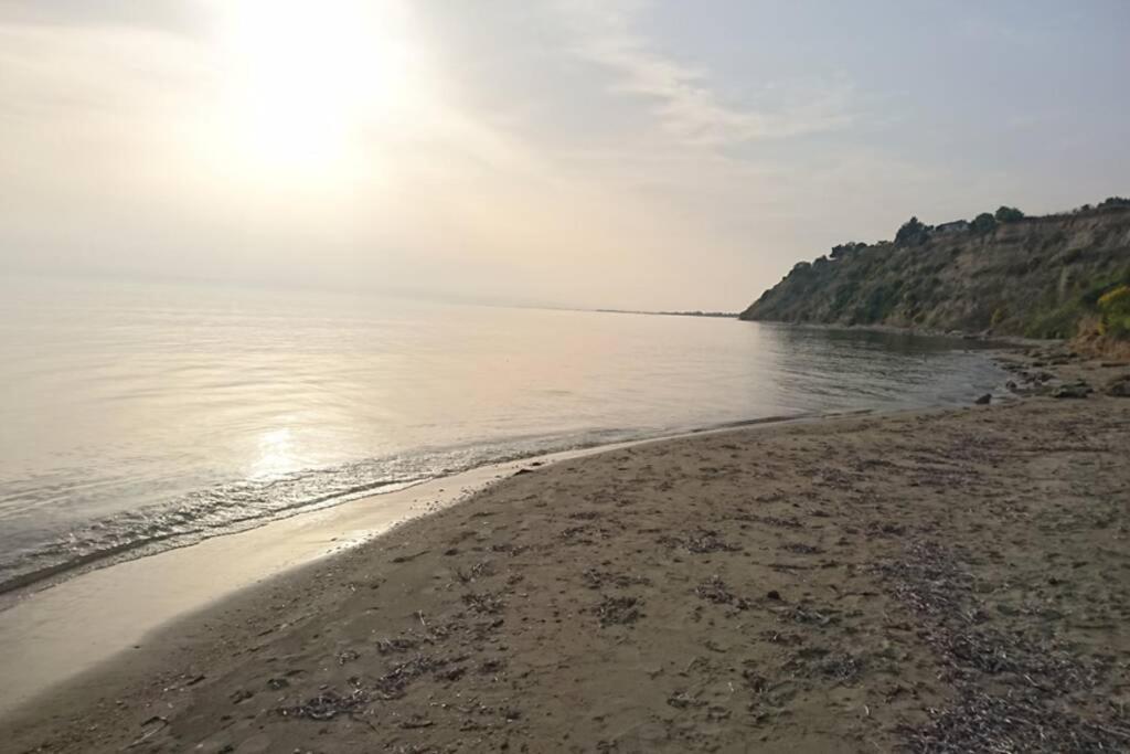 Sunshine House Offering Spectacular Views To Olymp A Apartment Неа Ираклия Екстериор снимка