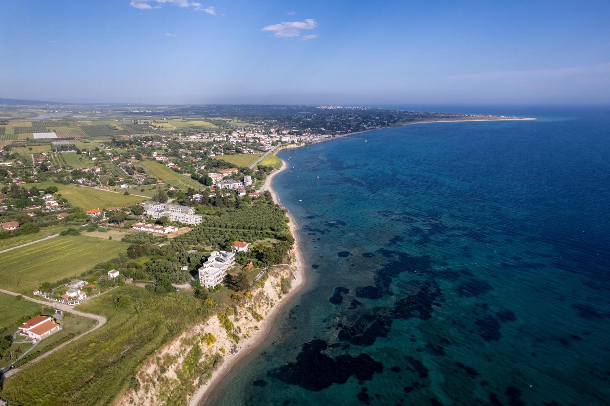 Sunshine House Offering Spectacular Views To Olymp A Apartment Неа Ираклия Екстериор снимка