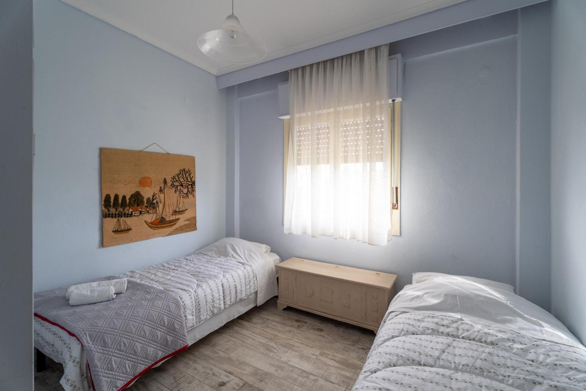 Sunshine House Offering Spectacular Views To Olymp A Apartment Неа Ираклия Екстериор снимка